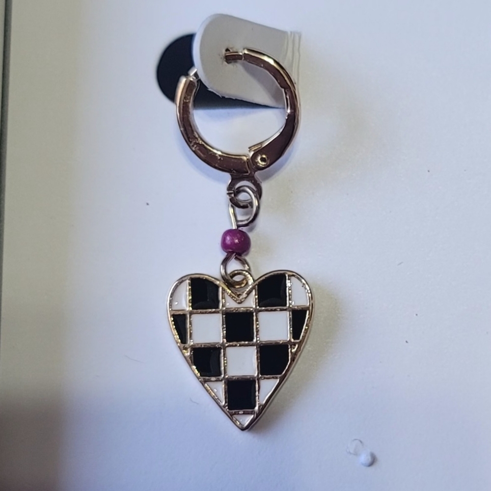Addison & Olivia Gold Heart Silver Plated Earrings Huggie Hoops - Picture 3 of 3